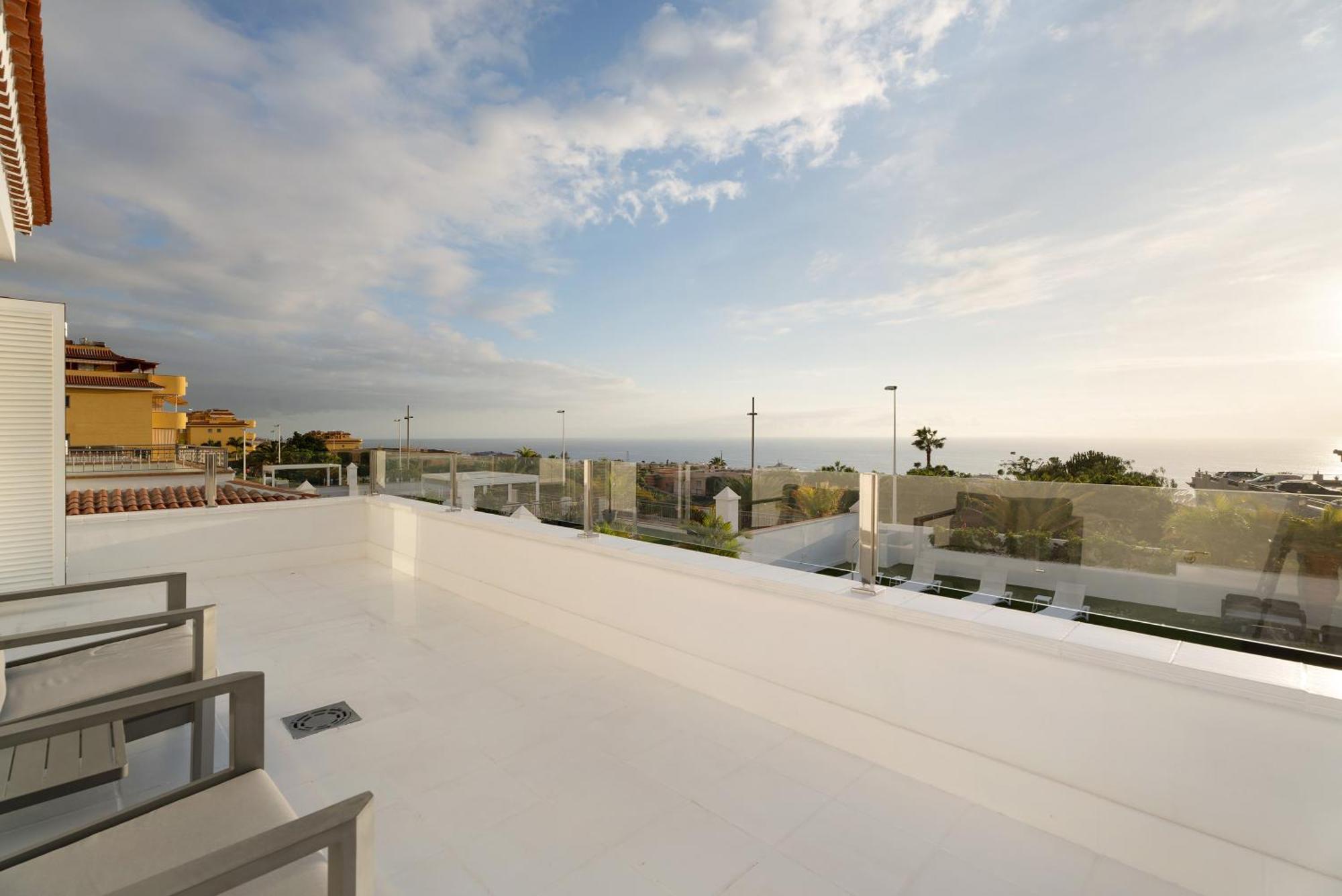 Espectacular Villa Aurora By Paramount Holidays Puerto de Santiago  Esterno foto